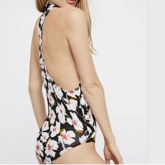 Free People Black Floral Sure Please Racerback Bodysuit Size L - Picture 3 of 14
